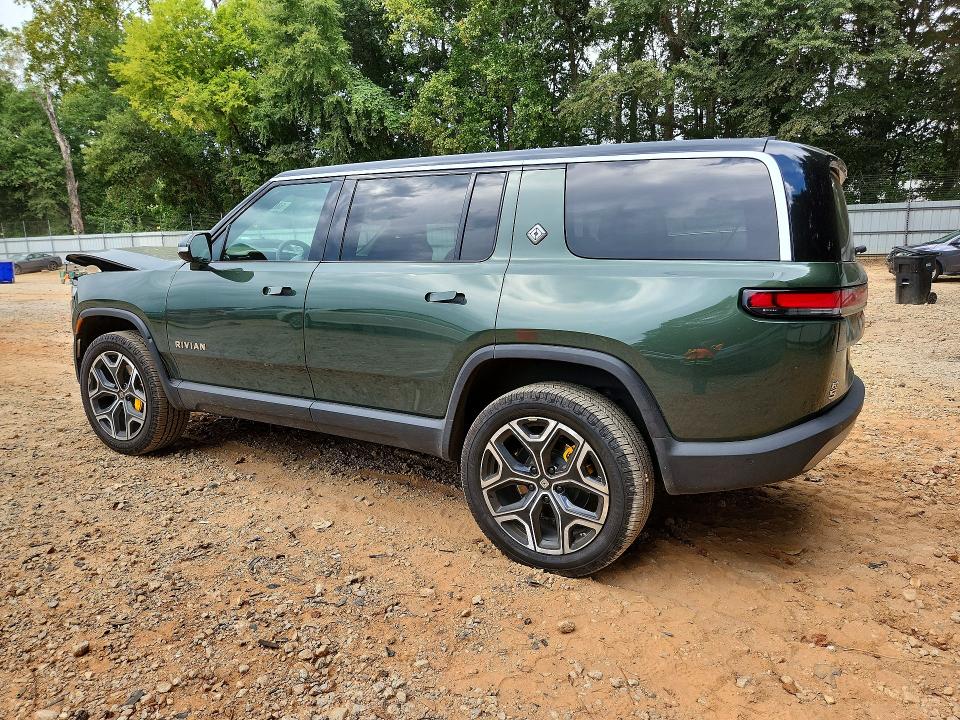 68608076 :رقم المزاد ، 7PDSGABL0PN000121 vin ، 2023 Rivian R1s مزاد بيع