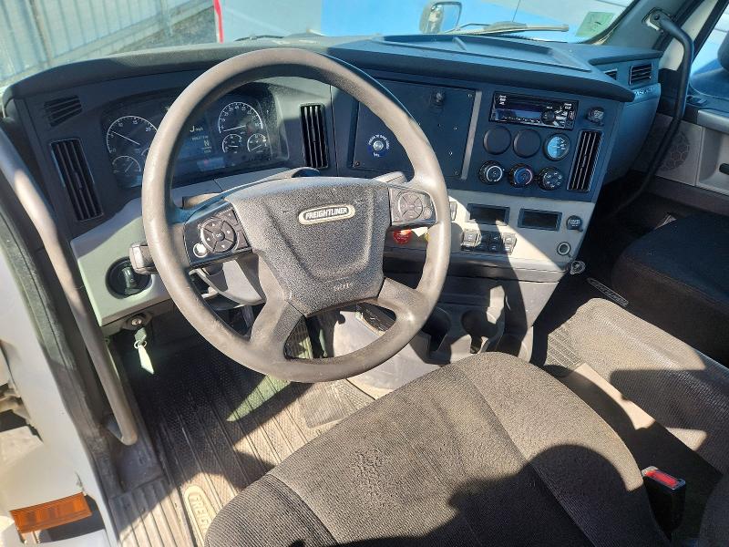 68049406 :رقم المزاد ، 1FUBHTDV2LLLX7482 vin ، 2020 Freightliner Cascadia 116 مزاد بيع