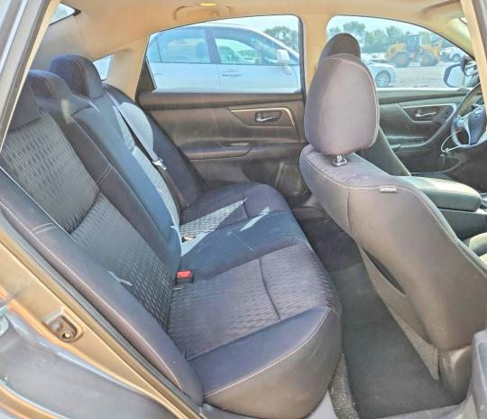 Продаж на аукціоні авто 2017 Nissan Altima, vin: 1N4AL3AP3HC220550, номер лоту: 68086226
