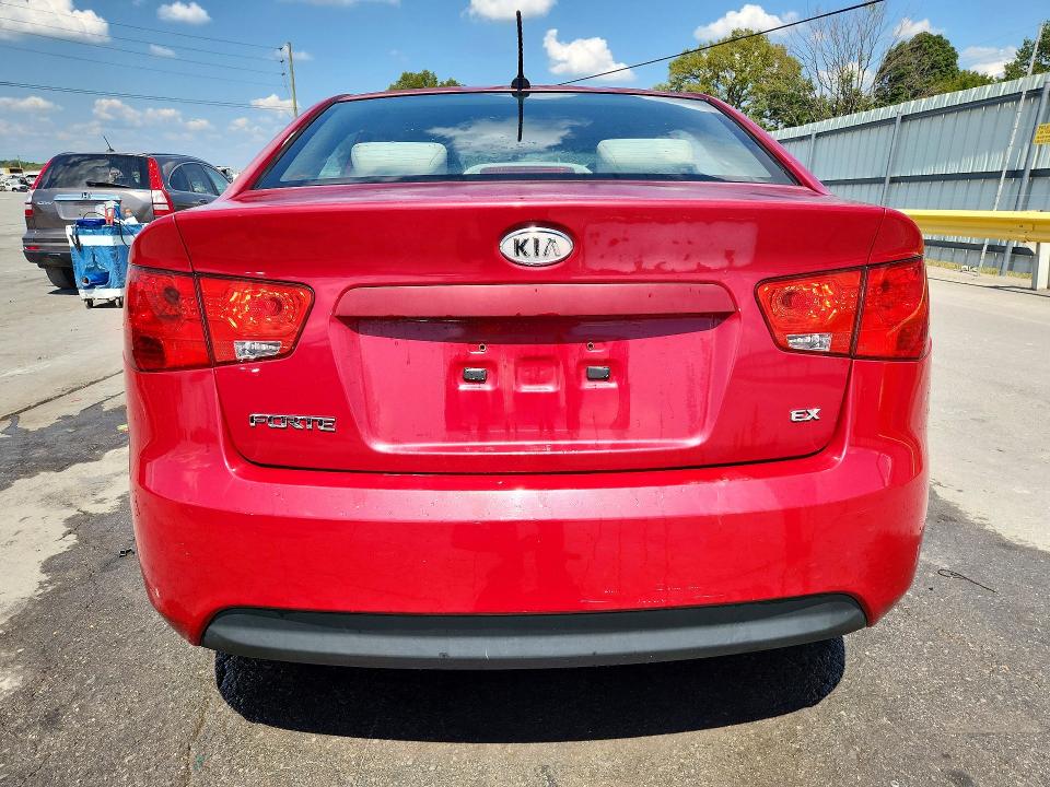 67517946 :رقم المزاد ، KNAFU4A22D5735932 vin ، 2013 Kia Forte مزاد بيع