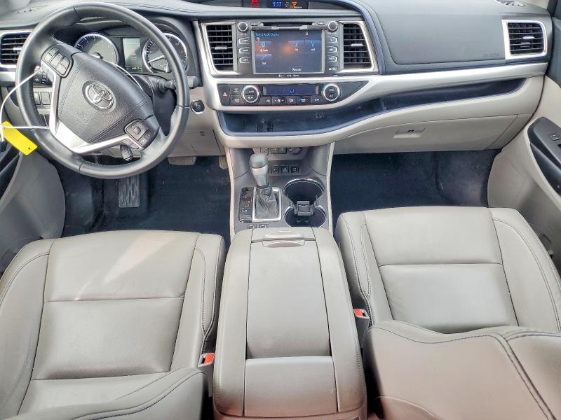 Продаж на аукціоні авто 2018 Toyota Highlander, vin: 5TDJZRFH7JS555506, номер лоту: 68099466