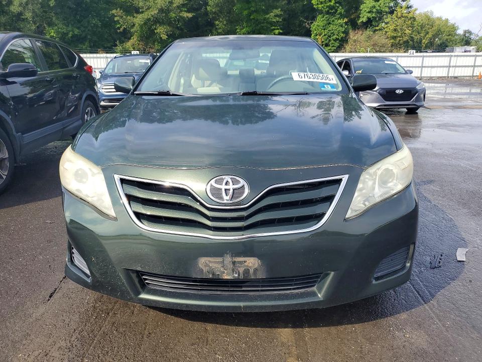 2011 Toyota Camry მანქანა იყიდება აუქციონზე, vin: 4T1BF3EKXBU616993, აუქციონის ნომერი: 67630506