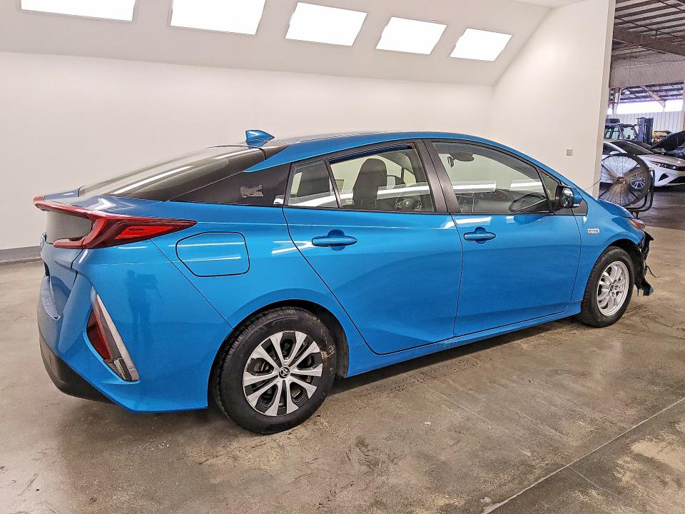 2021 Toyota Prius Prime მანქანა იყიდება აუქციონზე, vin: JTDKAMFP2M3171337, აუქციონის ნომერი: 66886476