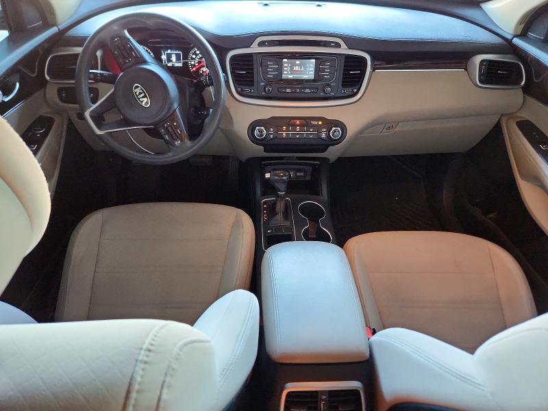 66858196 :رقم المزاد ، 5XYPG4A55HG207355 vin ، 2017 Kia Sorento مزاد بيع