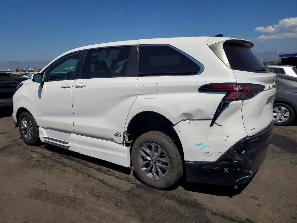 Продажа на аукционе авто 2022 Toyota Sienna, vin: 5TDKSKFC5NS071067, номер лота: 69644036