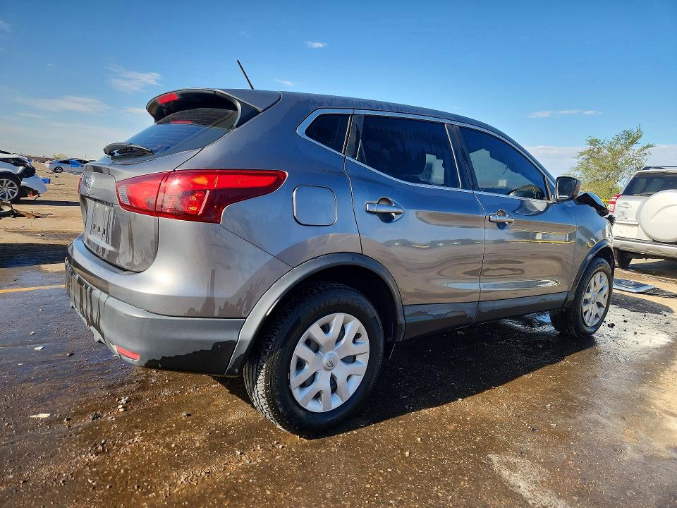 67664826 :رقم المزاد ، JN1BJ1CP3KW240635 vin ، 2019 Nissan Rogue Sport مزاد بيع