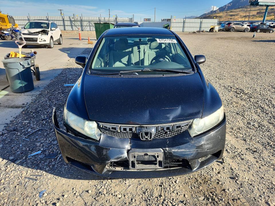 67541796 :رقم المزاد ، 19XFA1F5XAE021687 vin ، 2010 Honda Civic مزاد بيع