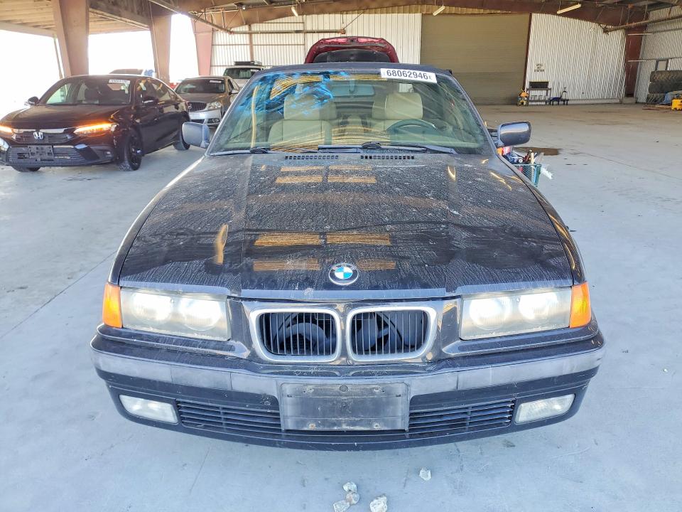 68062946 :رقم المزاد ، WBABJ7339XEA19793 vin ، 1999 Bmw 323 مزاد بيع