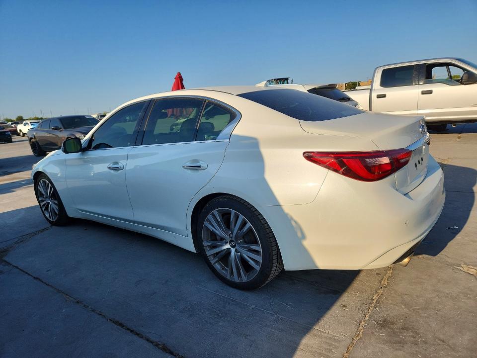68001526 :رقم المزاد ، JN1EV7AP0JM359440 vin ، 2018 Infiniti Q50 مزاد بيع