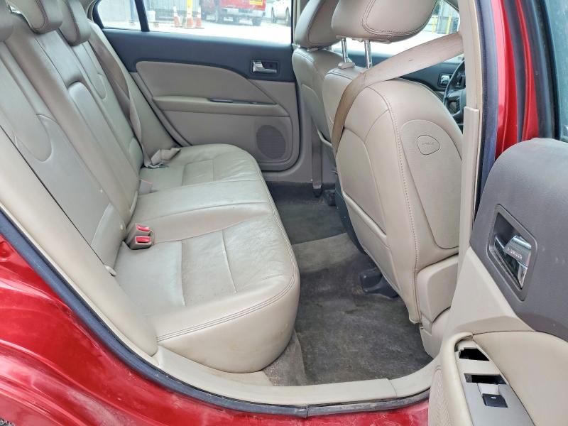 68444466 :رقم المزاد ، 3FAHP0JG1AR334295 vin ، 2010 Ford Fusion مزاد بيع