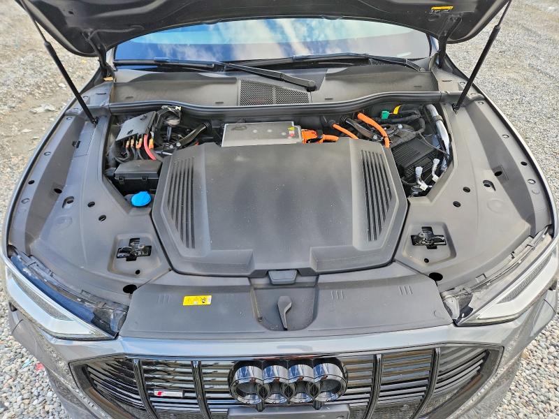 67925206 :رقم المزاد ، WA12ABGE7PB025389 vin ، 2023 Audi E-tron مزاد بيع
