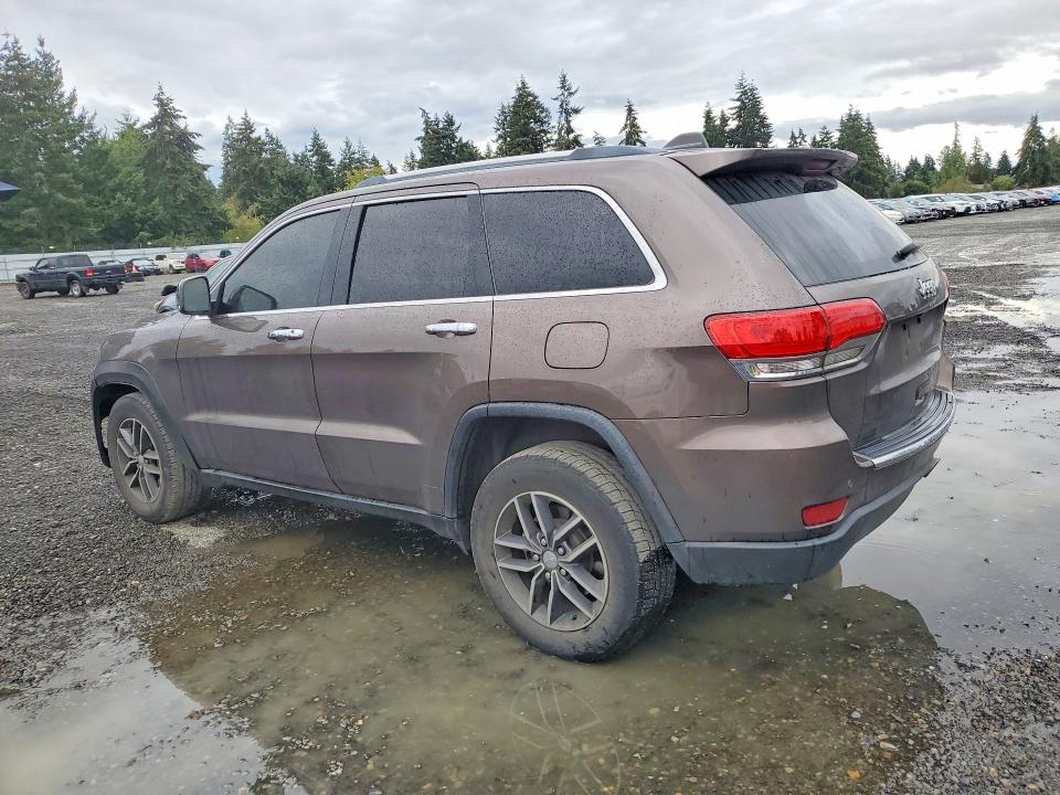 67473066 :رقم المزاد ، 1C4RJFBG8JC324587 vin ، 2018 Jeep Grand Cherokee مزاد بيع