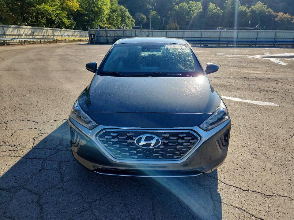 67748506 :رقم المزاد ، KMHC65LC1NU273345 vin ، 2022 Hyundai Ioniq مزاد بيع