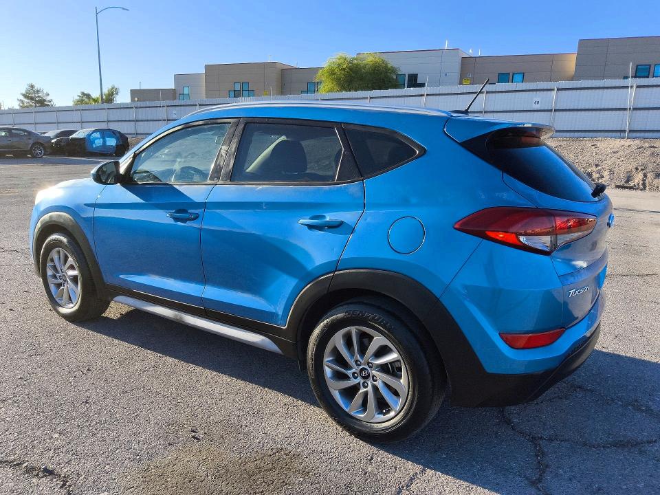 2017 Hyundai Tucson მანქანა იყიდება აუქციონზე, vin: KM8J33A4XHU596006, აუქციონის ნომერი: 64261496
