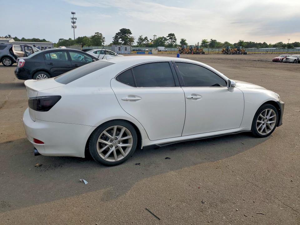 Продажа на аукционе авто 2013 Lexus Is, vin: JTHCF5C28D5061979, номер лота: 69672186