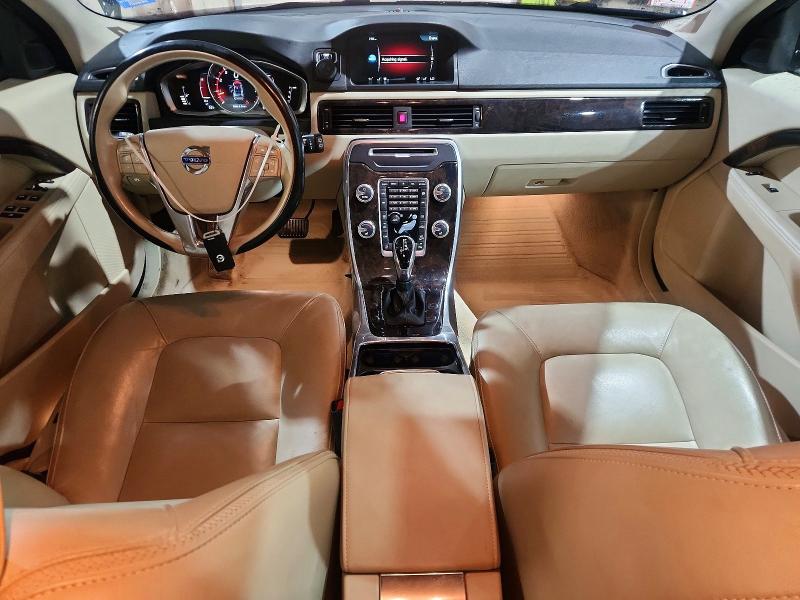 70597866 :رقم المزاد ، YV4612NK8G1243490 vin ، 2016 Volvo Xc70 مزاد بيع
