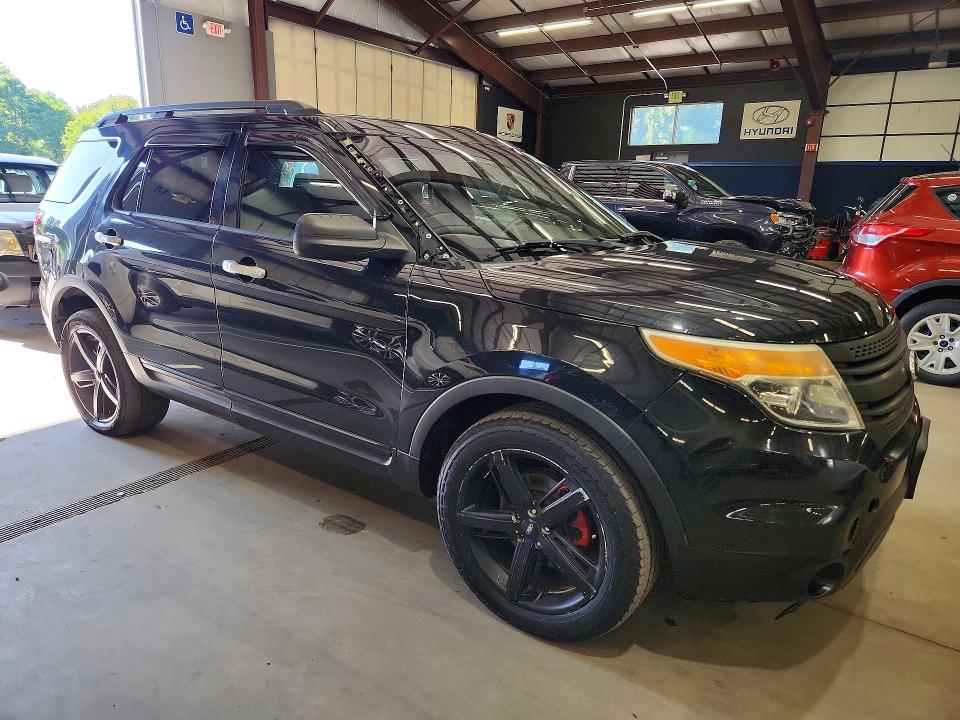 68981946 :رقم المزاد ، 1FM5K8B84EGA52100         vin ، 2014 Ford Explorer مزاد بيع