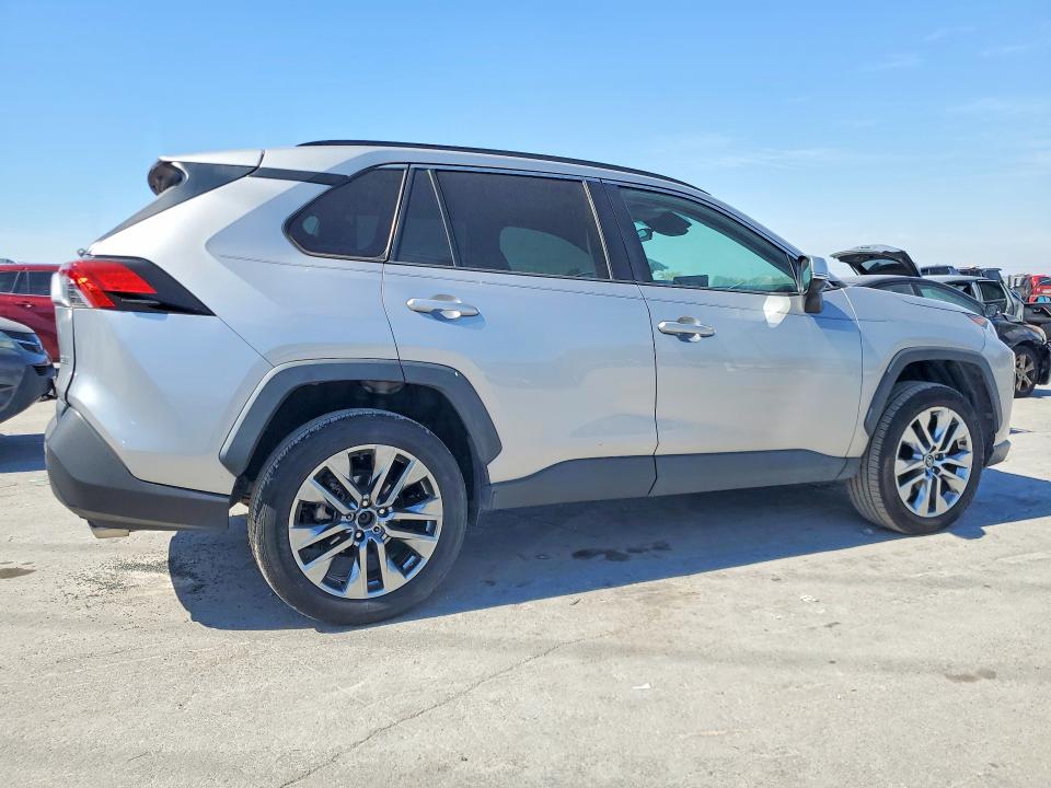 2019 Toyota Rav4 მანქანა იყიდება აუქციონზე, vin: 2T3C1RFV8KC011880, აუქციონის ნომერი: 70928726