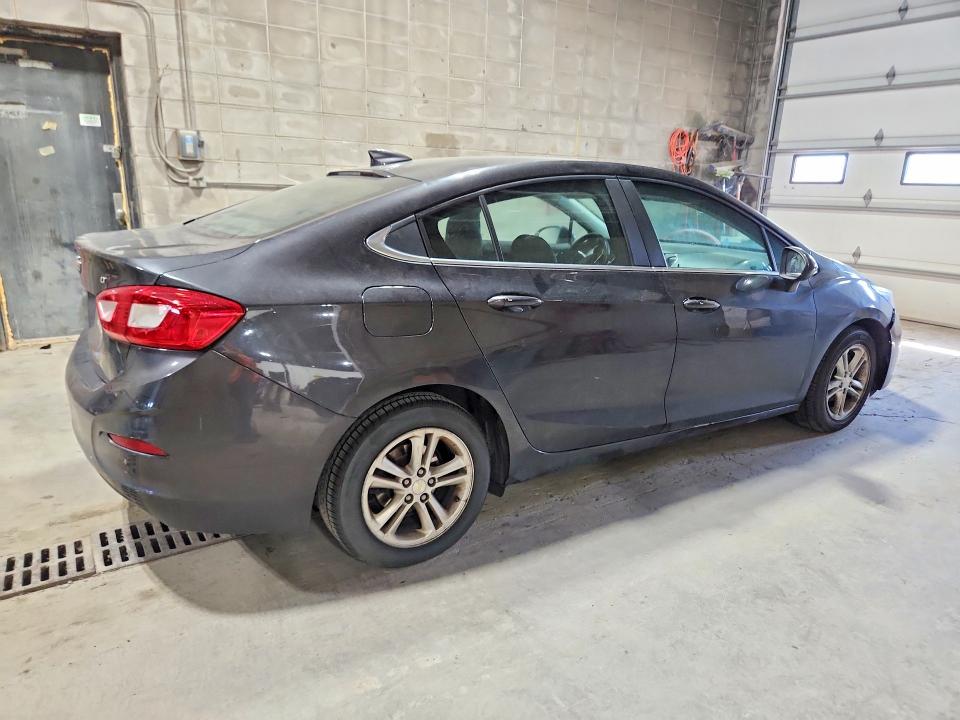 67745496 :رقم المزاد ، 1G1BE5SM0G7280570 vin ، 2016 Chevrolet Cruze مزاد بيع
