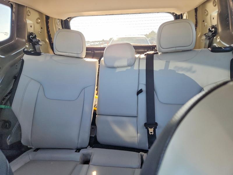 2018 Jeep Renegade მანქანა იყიდება აუქციონზე, vin: ZACCJADB6JPH61400, აუქციონის ნომერი: 64574476
