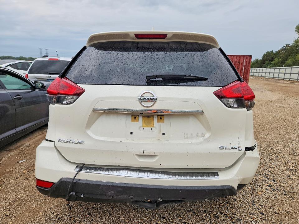 Продаж на аукціоні авто 2018 Nissan Rogue, vin: JN8AT2MV6JW350135, номер лоту: 69113346