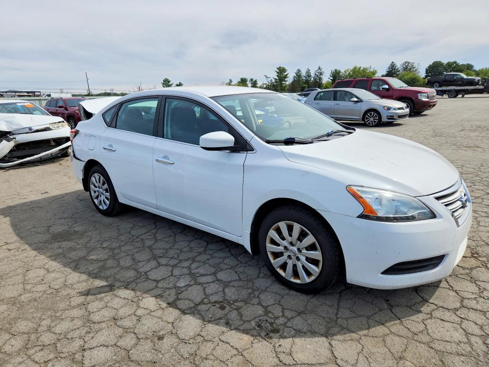 2015 Nissan Sentra მანქანა იყიდება აუქციონზე, vin: 3N1AB7AP5FY261211, აუქციონის ნომერი: 70442716