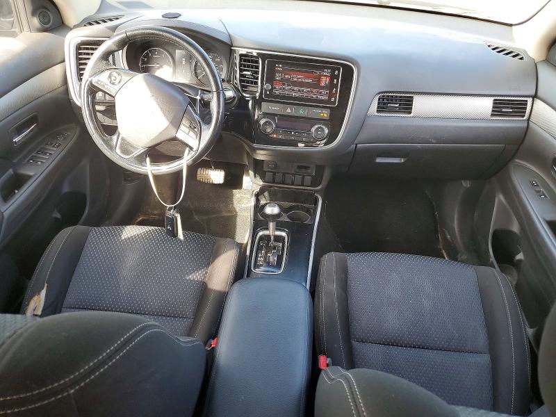 70059486 :رقم المزاد ، JA4AZ3A37JZ020709 vin ، 2018 Mitsubishi Outlander مزاد بيع