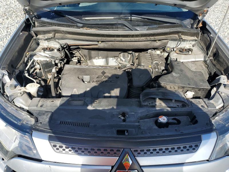 Продаж на аукціоні авто 2020 Mitsubishi Outlander, vin: JA4AD3A38LJ000551, номер лоту: 67381626