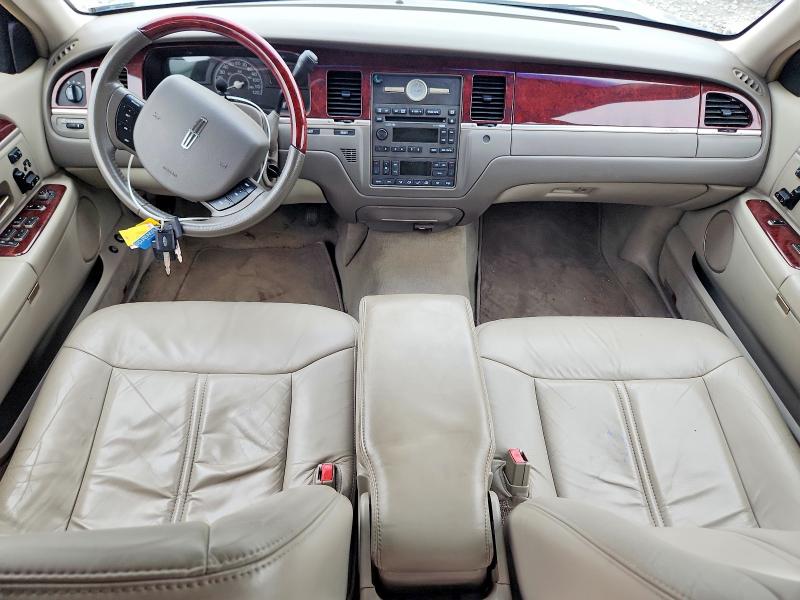 Aukcja sprzedaży 2005 Lincoln Town Car, vin: 1LNHM82W55Y647053, numer aukcji: 67448836