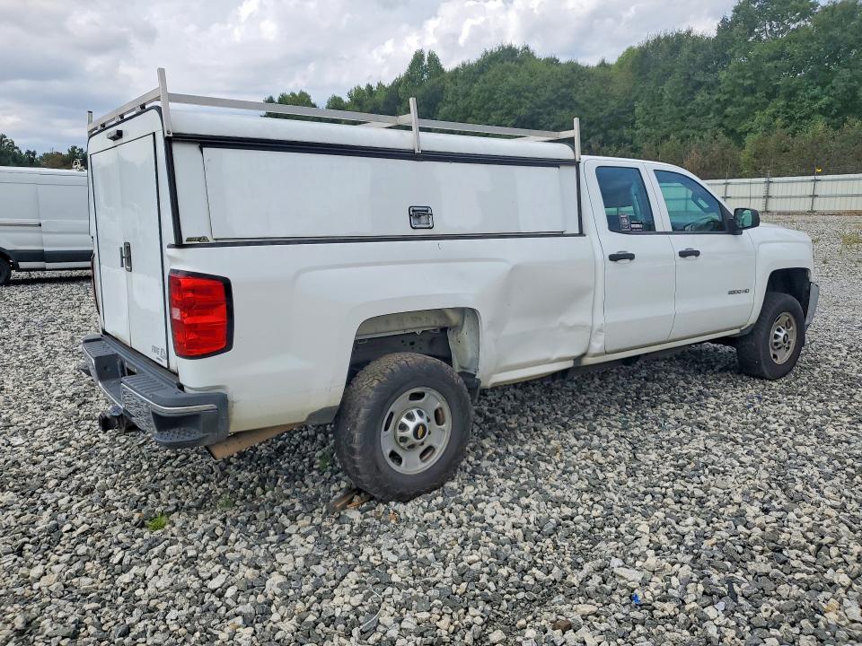 67975686 :رقم المزاد ، 1GC2CUEG0JZ261963 vin ، 2018 Chevrolet Silverado مزاد بيع