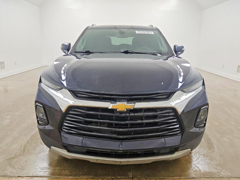69029636 :رقم المزاد ، 3GNKBBRA0MS545986 vin ، 2021 Chevrolet Blazer مزاد بيع