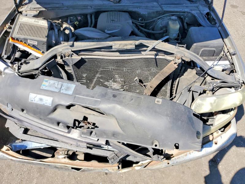 Продаж на аукціоні авто 2002 Chevrolet Silverado, vin: 2GCEC19V821348735, номер лоту: 68041166