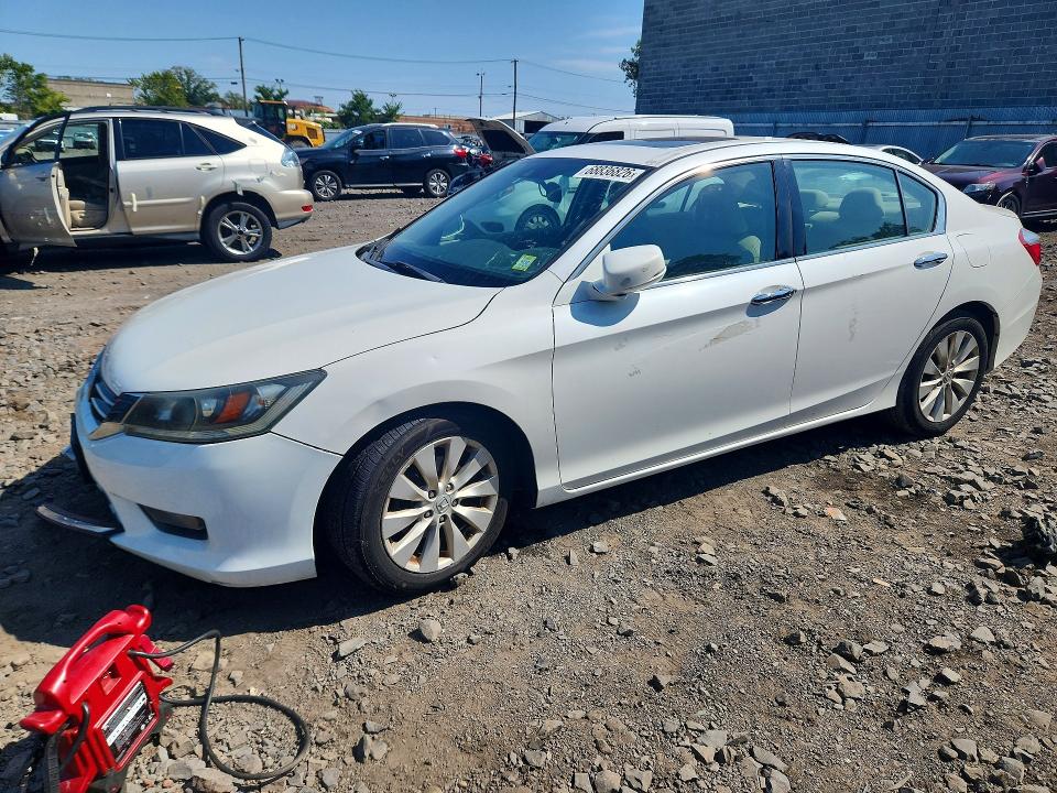Aukcja sprzedaży 2015 Honda Accord, vin: 1HGCR3F8XFA029964, numer aukcji: 68836826