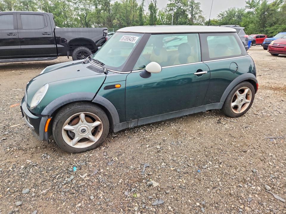 Продажа на аукционе авто 2003 Mini Cooper, vin: WMWRC33413TE18214, номер лота: 67395426