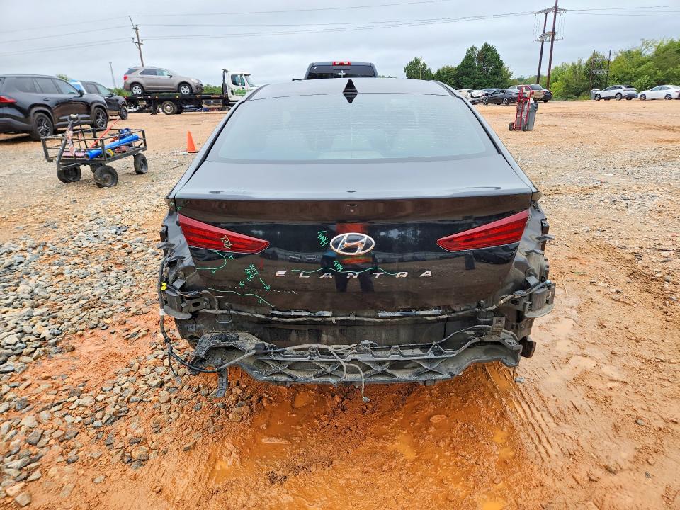 70024446 :رقم المزاد ، KMHD84LF7LU918631 vin ، 2020 Hyundai Elantra مزاد بيع
