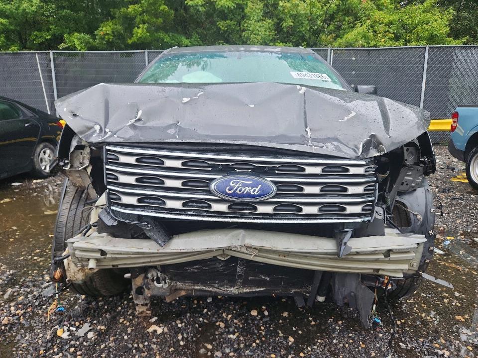 69431886 :رقم المزاد ، 1FM5K8D89HGB58060 vin ، 2017 Ford Explorer مزاد بيع