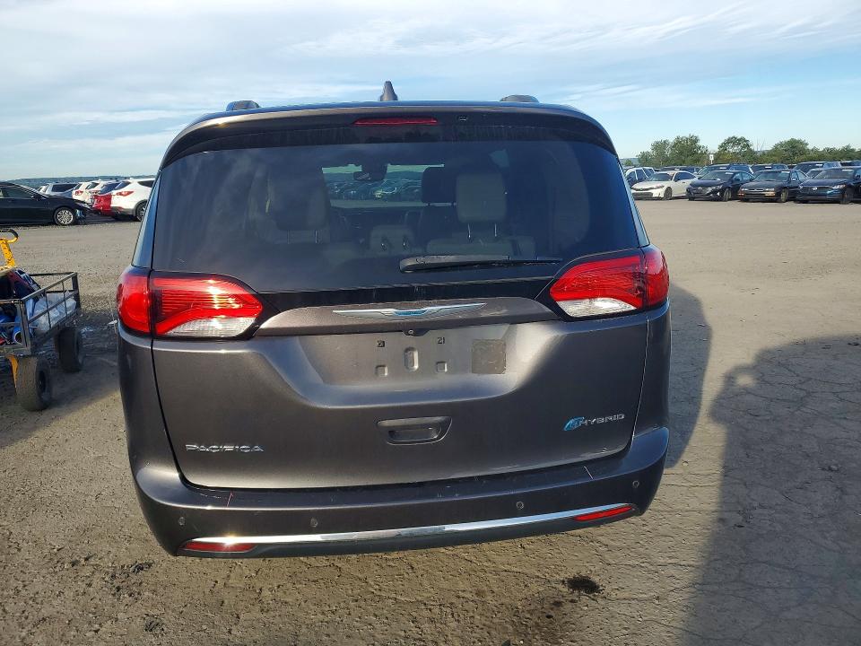 Продажа на аукционе авто 2018 Chrysler Pacifica, vin: 2C4RC1N70JR230526, номер лота: 69965976