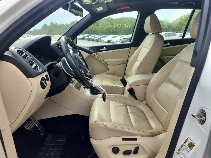 2015 Volkswagen Tiguan მანქანა იყიდება აუქციონზე, vin: WVGBV7AX9FW082262, აუქციონის ნომერი: 69449816