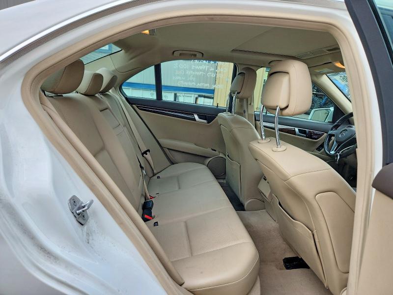 67574186 :رقم المزاد ، WDDGF8AB7ER324468 vin ، 2014 Mercedes-benz C مزاد بيع