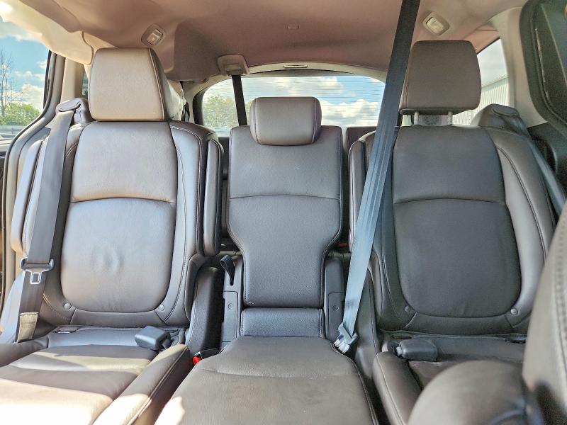 Auction sale of the 2018 Honda Odyssey, vin: 5FNRL6H84JB511435, lot number: 67994026