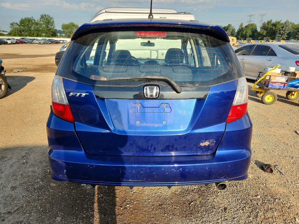 2013 Honda Fit მანქანა იყიდება აუქციონზე, vin: JHMGE8H55DC069347, აუქციონის ნომერი: 64459326