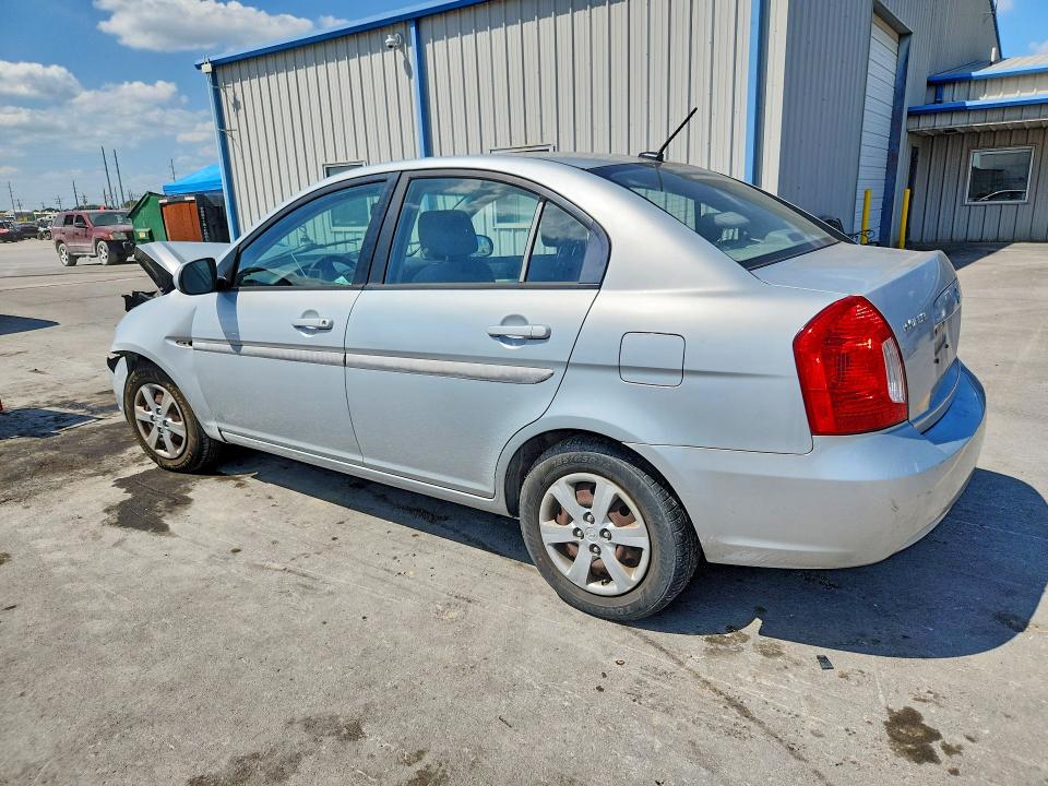 68182146 :رقم المزاد ، KMHCN4AC7BU611990 vin ، 2011 Hyundai Accent مزاد بيع