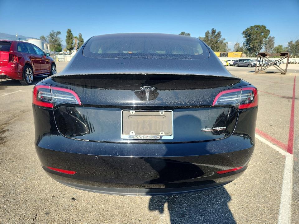 Продаж на аукціоні авто 2018 Tesla Model 3, vin: 5YJ3E1EB7JF083833, номер лоту: 69735916