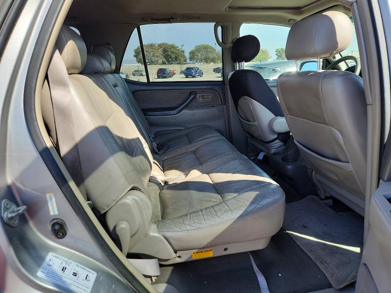 70563316 :رقم المزاد ، 5TDZT34A04S208966 vin ، 2004 Toyota Sequoia مزاد بيع