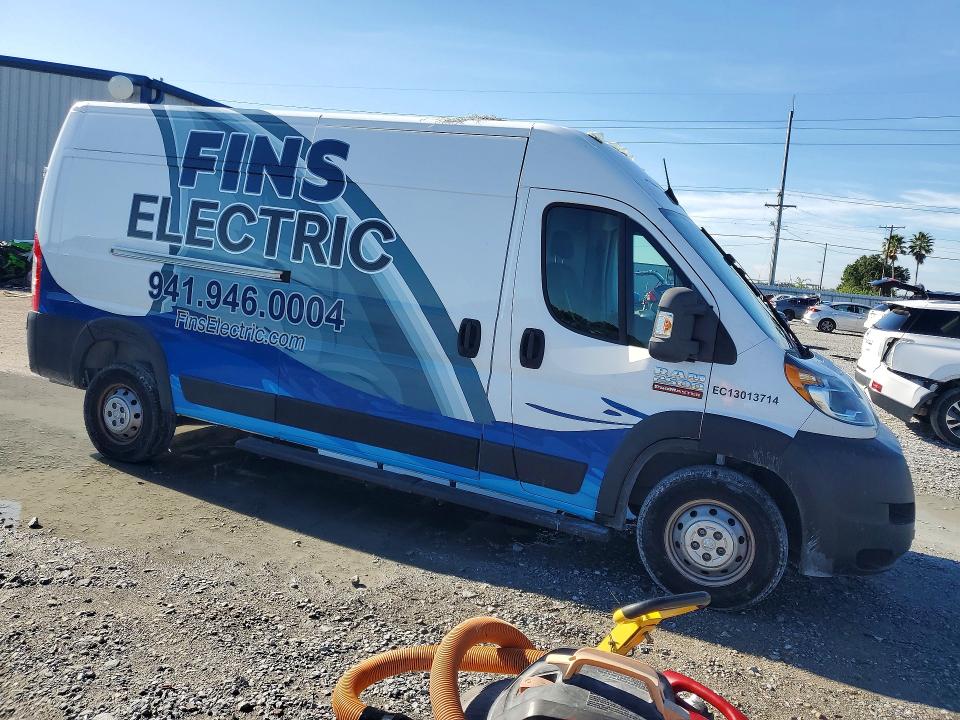 67780566 :رقم المزاد ، 3C6LRVDG9NE110543 vin ، 2022 Ram Promaster 2500 مزاد بيع