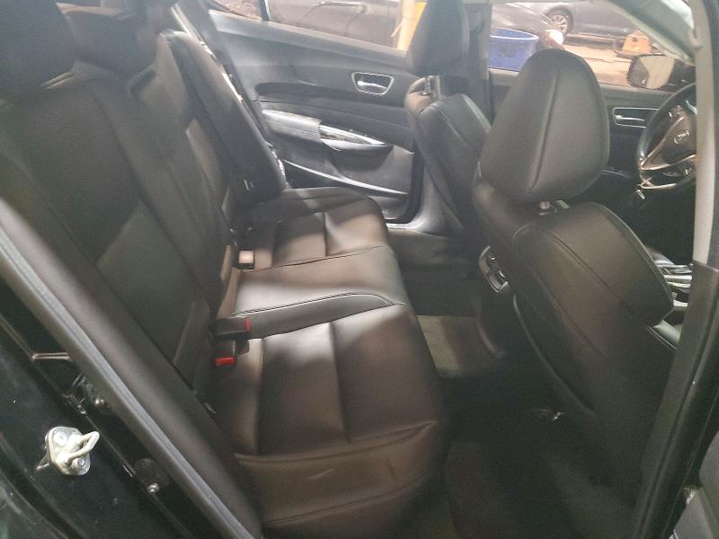 68502486 :رقم المزاد ، 19UUB1F37JA003705 vin ، 2018 Acura Tlx مزاد بيع