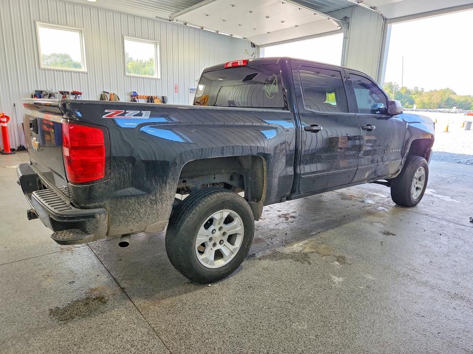 2017 Chevrolet Silverado მანქანა იყიდება აუქციონზე, vin: 3GCUKREC1HG185704, აუქციონის ნომერი: 68921236