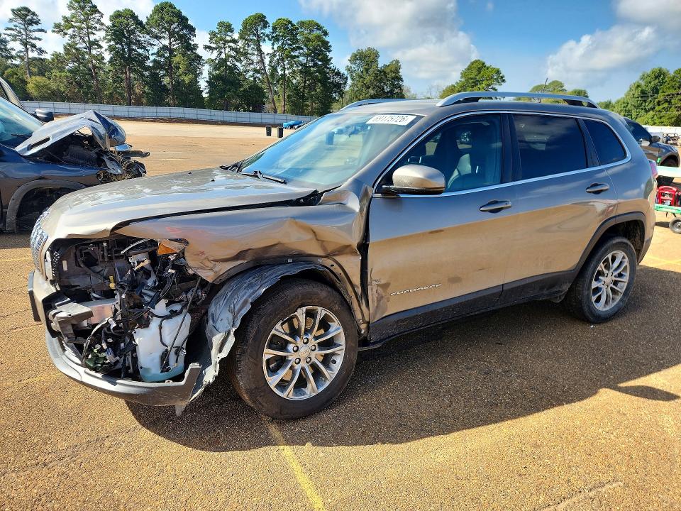 2019 Jeep Cherokee მანქანა იყიდება აუქციონზე, vin: 1C4PJLLB3KD312769, აუქციონის ნომერი: 69175726