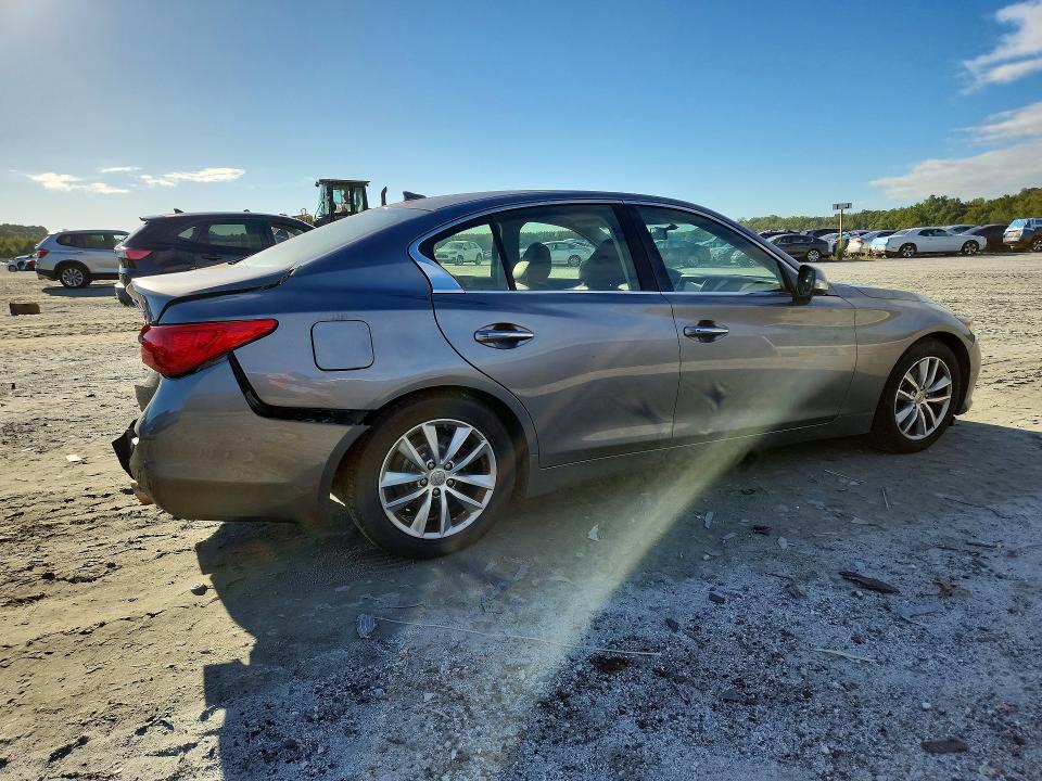 70464256 :رقم المزاد ، JN1BV7APXFM339710 vin ، 2015 Infiniti Q50 مزاد بيع
