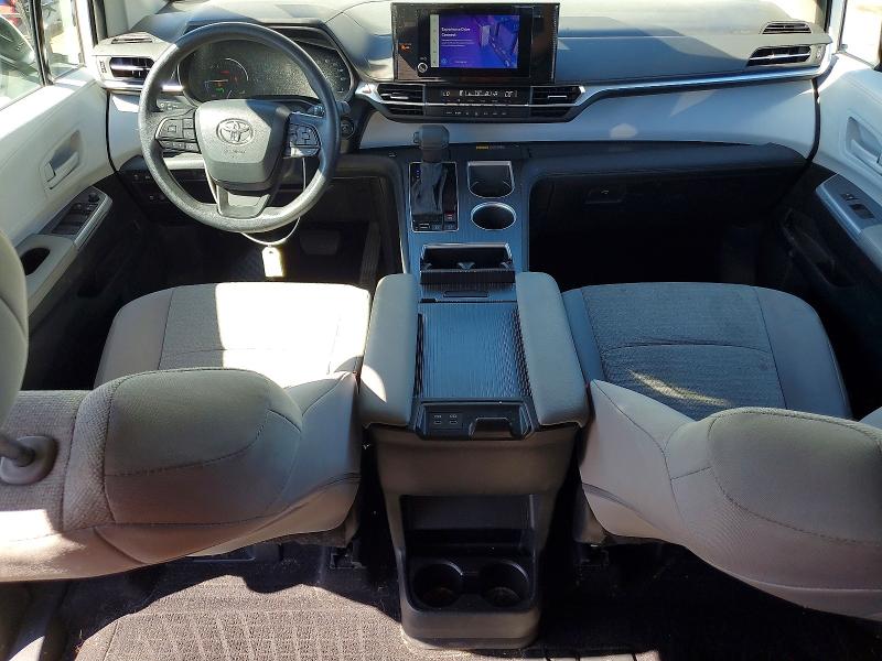 68424396 :رقم المزاد ، 5TDKSKFC1SS158265 vin ، 2025 Toyota Sienna مزاد بيع